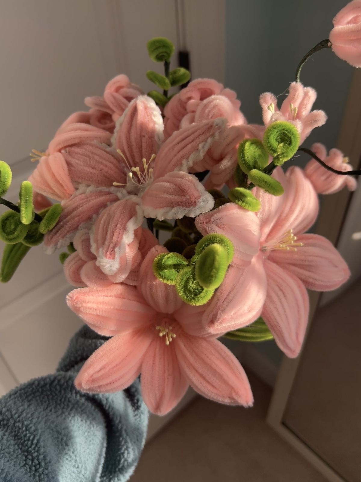 pipe cleaner flower bouquet
